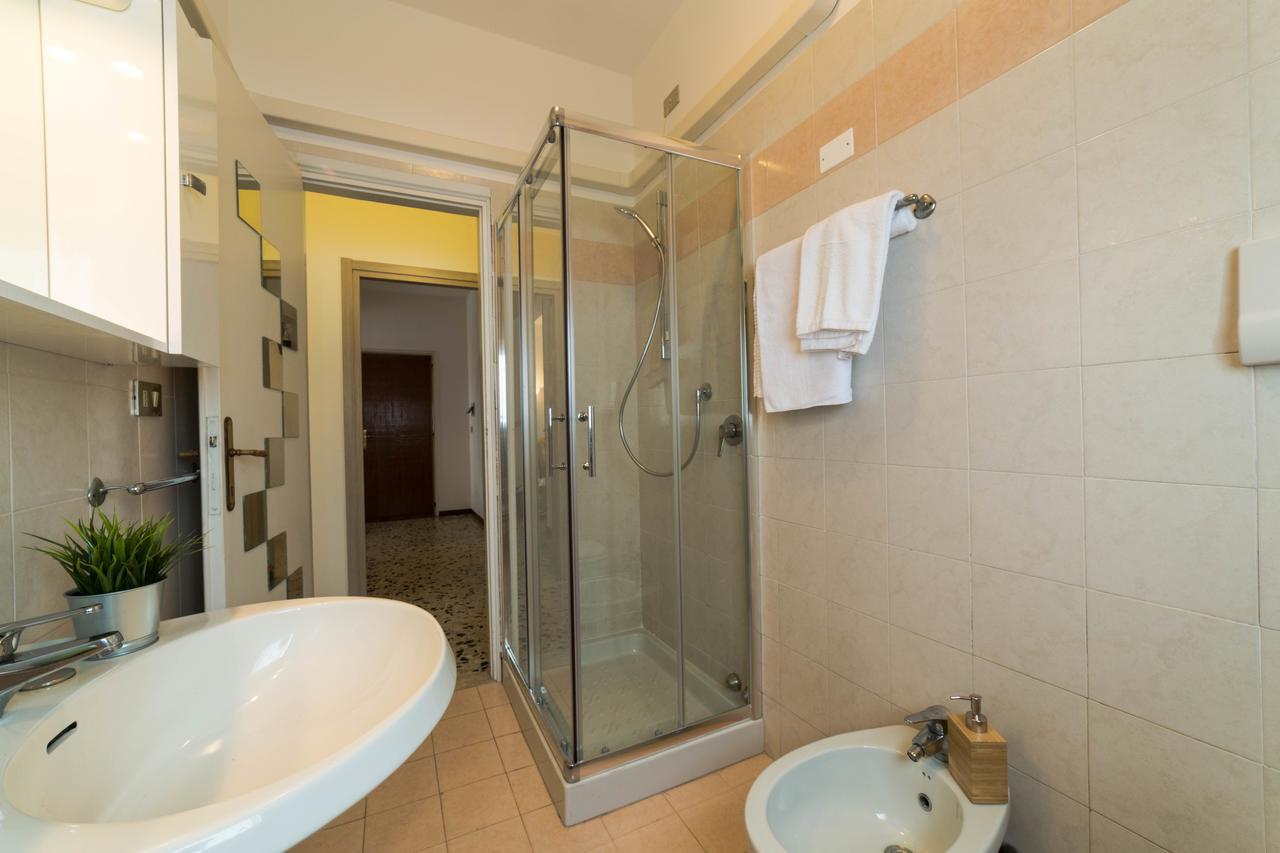 Isa Sirmione Apartments Habitación foto