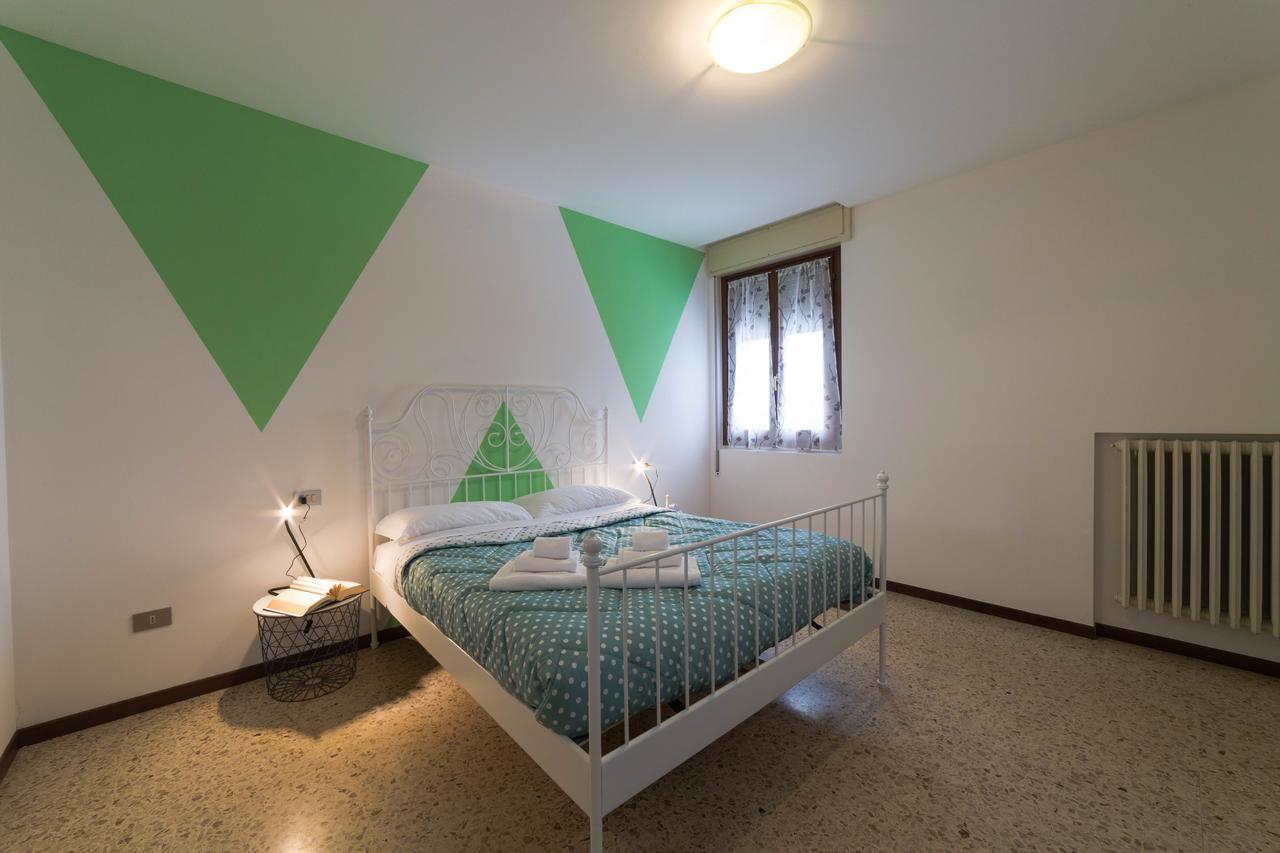 Isa Sirmione Apartments Habitación foto